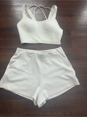 lululemon athletica Off-White Ribbed Sports Bralette